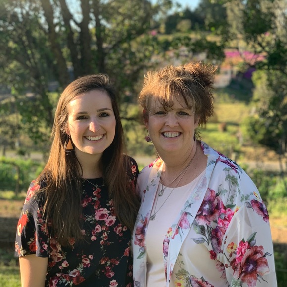 Meet your Posher, Michele - Picture 1 of 1